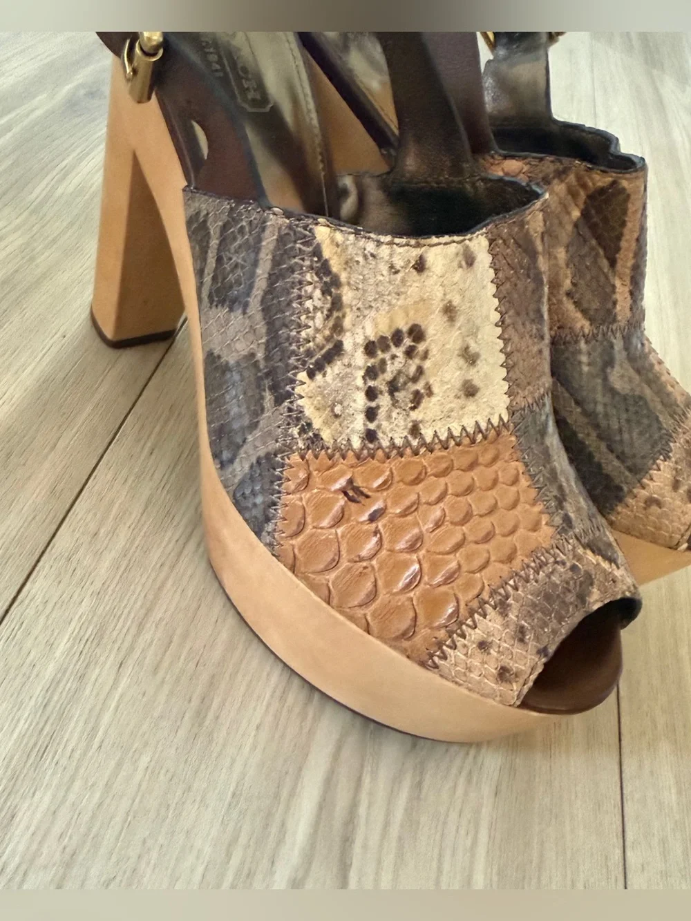 Rare Coach Petrina Patchwork Snakeskin Platform Slingback Heels 8.5B - NWOT